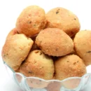 kayani-bakery-surty-butter-jeera-biscuits-savory-cumin-butter-classic